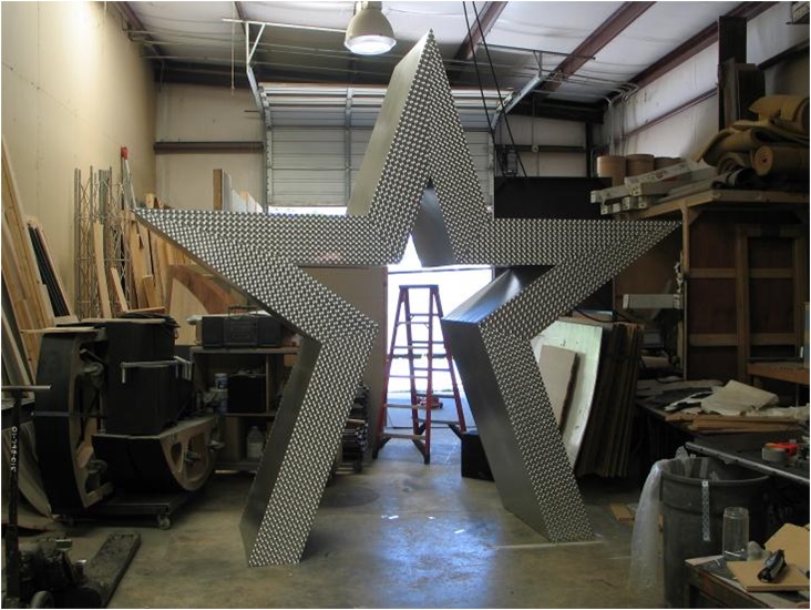 Giant Metallic Star